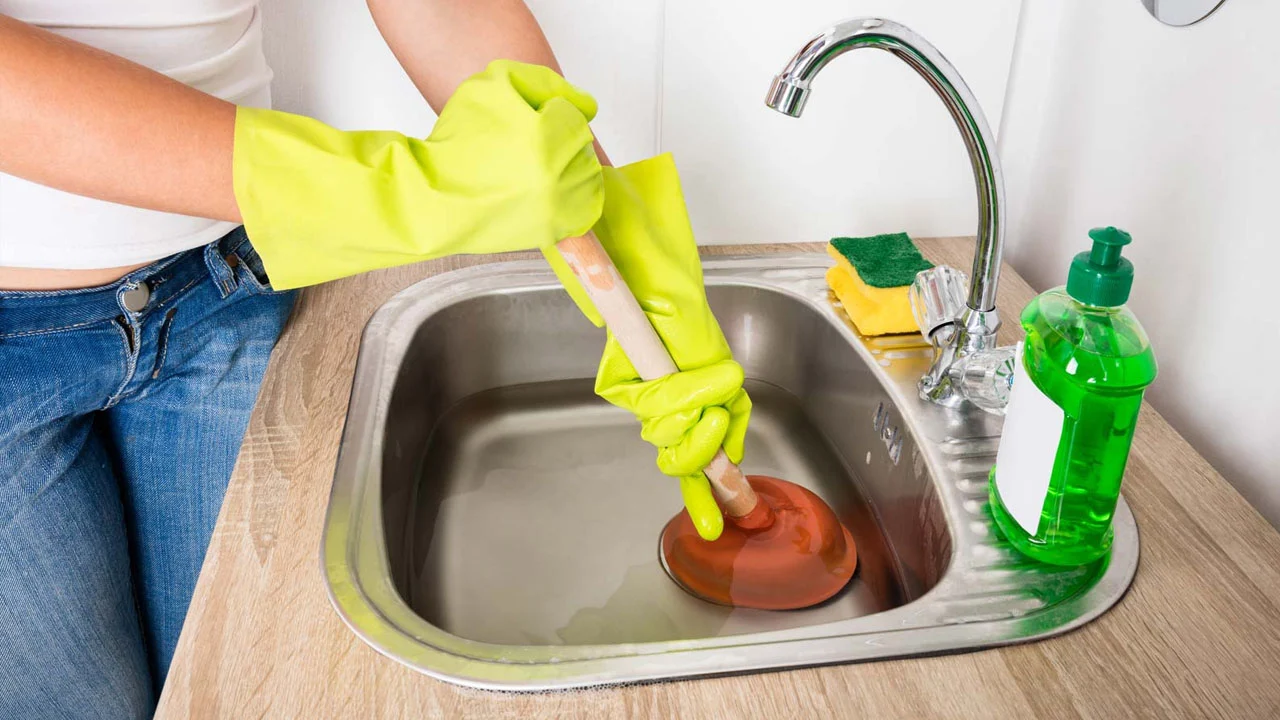 Lavabo Giderinden Su Neden Geri Gelir