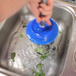 Tıkanan Lavabo Borusu Nasıl Açılır